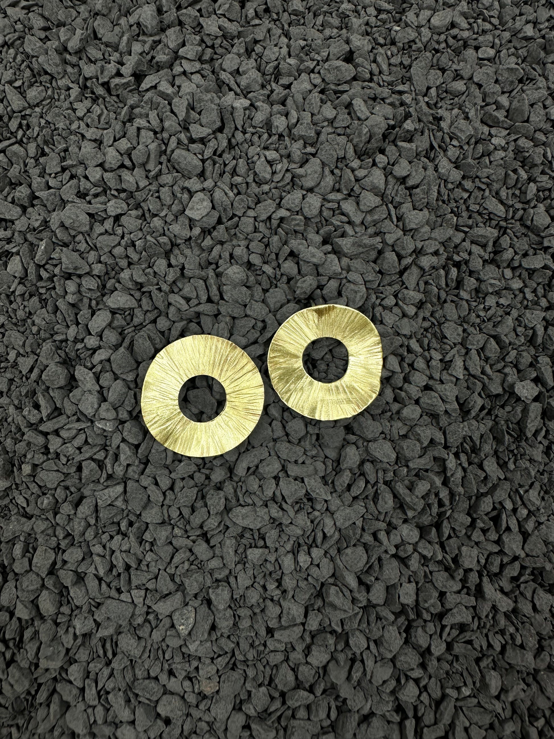 Aros de bronce joya artesanal -LOOPIN